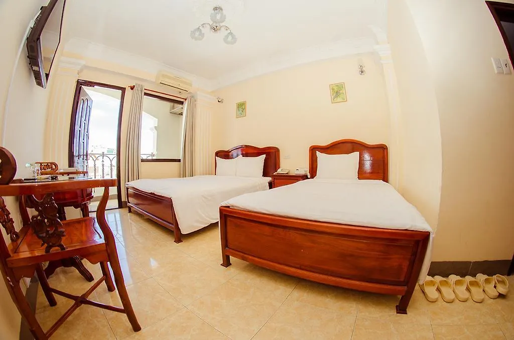 Boton Hotel Nha Trang 2*,