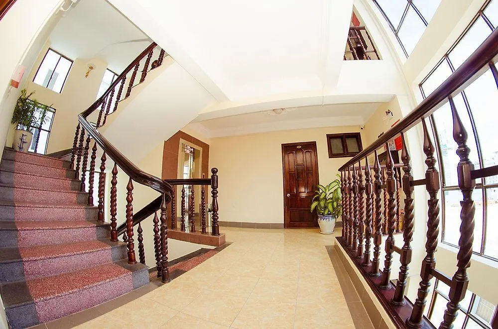 Boton Hotel Nha Trang 2*,  Vietnam