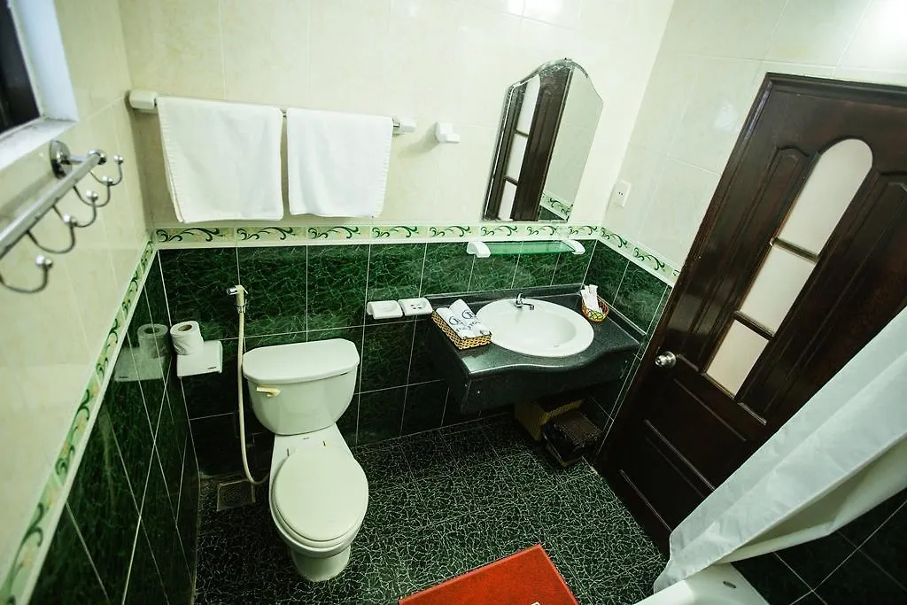 Boton Hotel Nha Trang 2*,  Vietnam